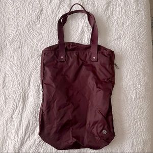 Lululemon tote bag